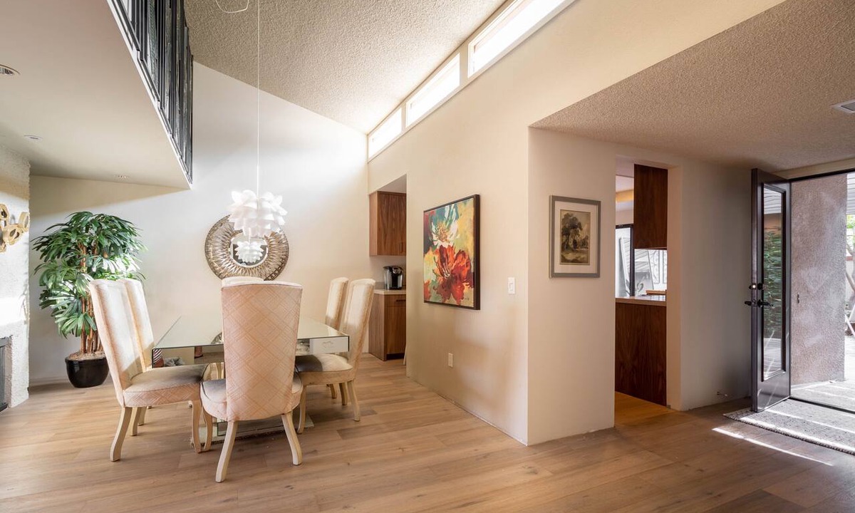 Rancho Mirage Condo | Large Palm Springs Condo | Very Close to Shopping and Restaurants