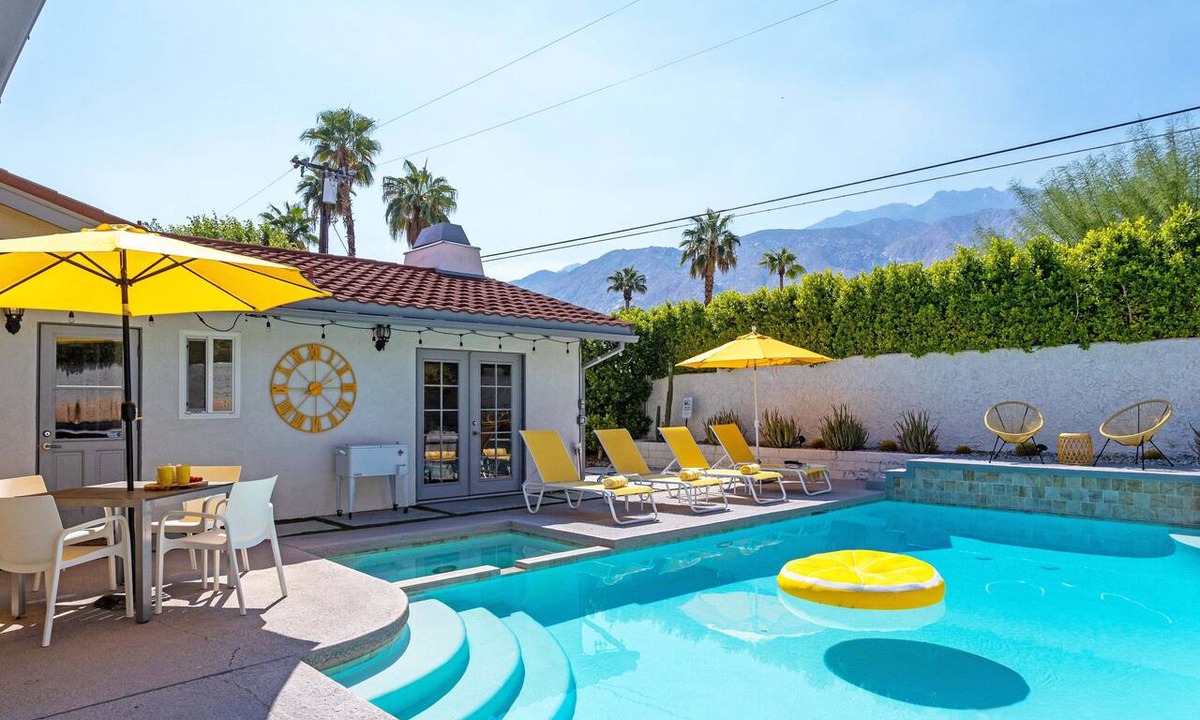 El Mirador House | Lemon Twist - Private Palm Springs Escape