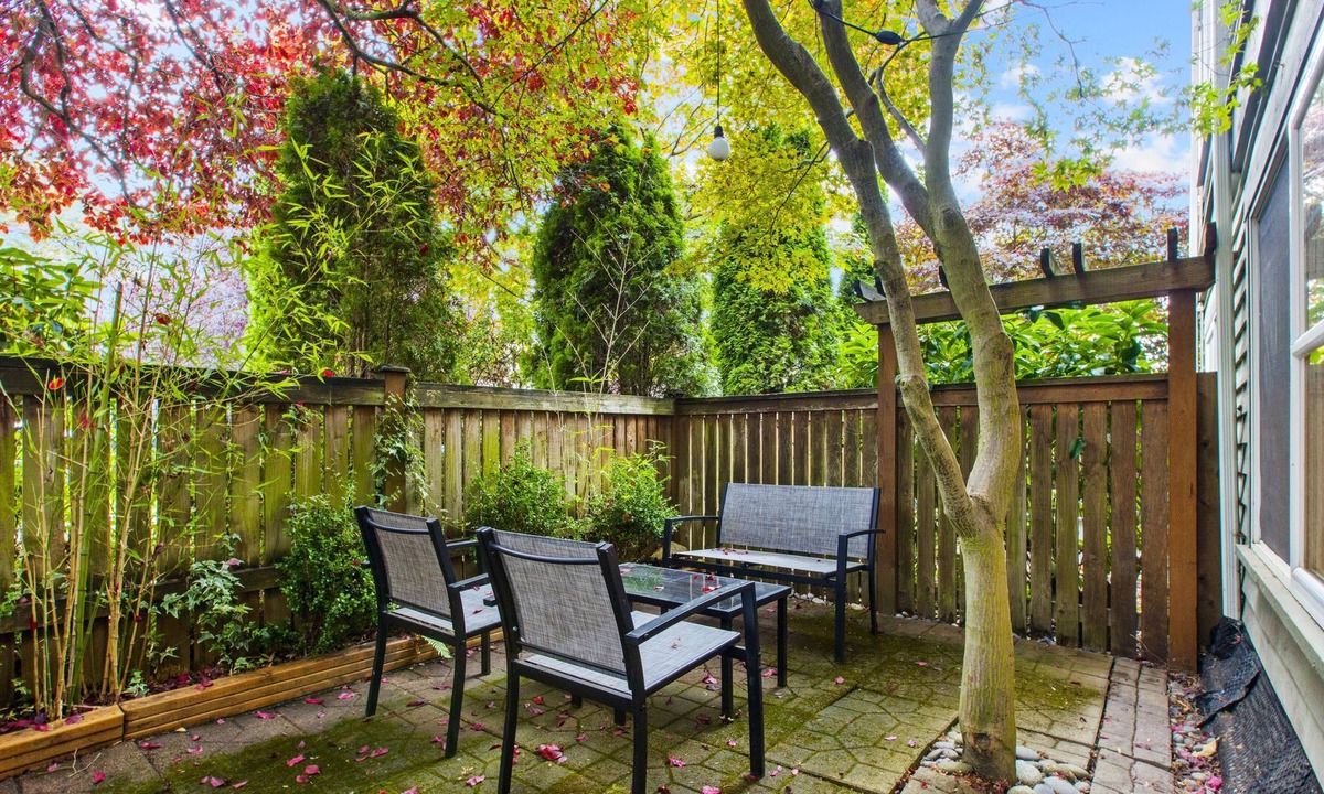Licton Springs Apartment | Loftium | Comfy Guest Suite Near Green Lake!