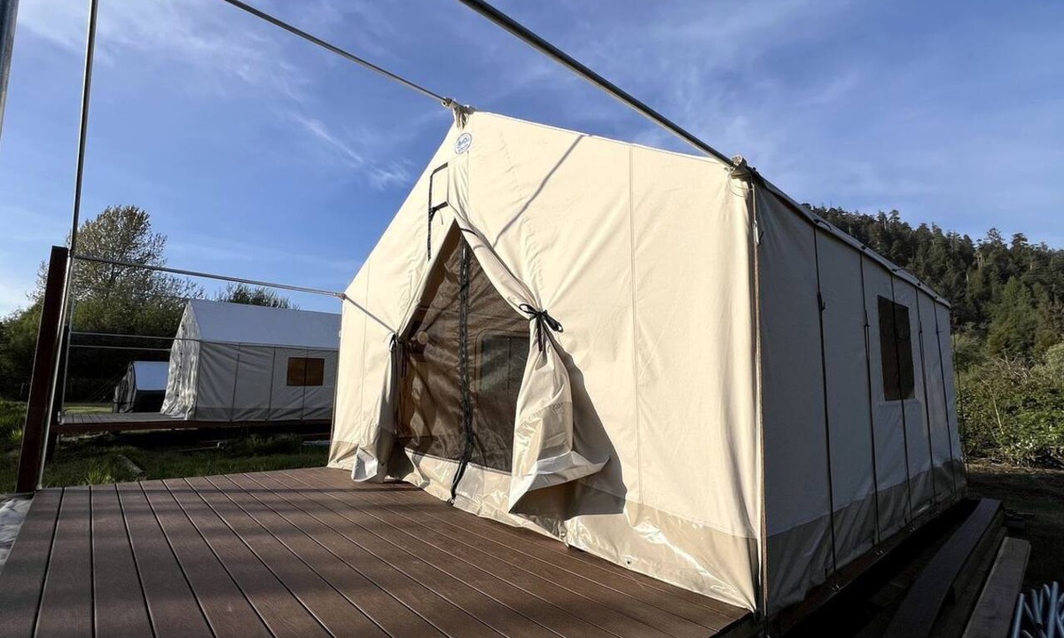 Klamath RV Rental | Luxurious Glamping Tent near Jedediah Smith Redwoods State Park, California