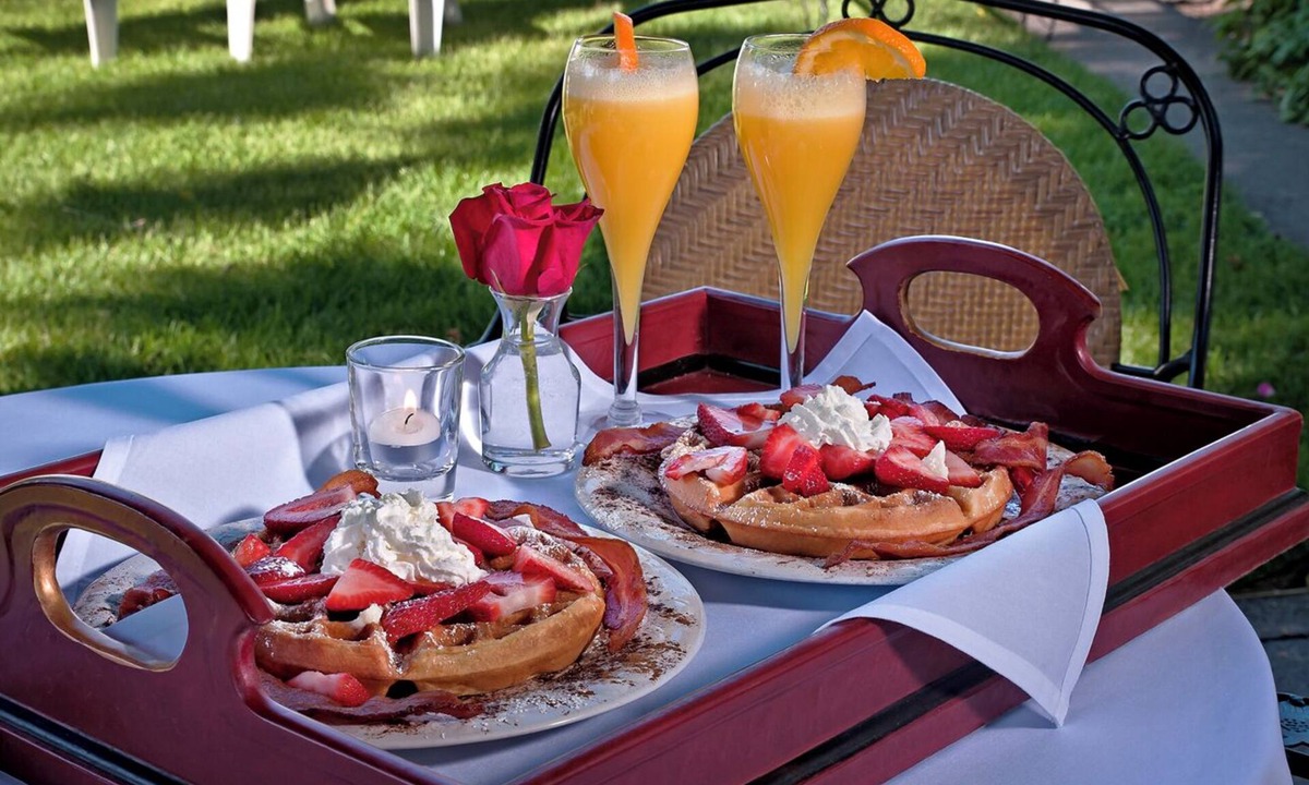 Grandview Bed & Breakfast | Luxury Jacuzzi suite , Private entrance , Full Breakfast