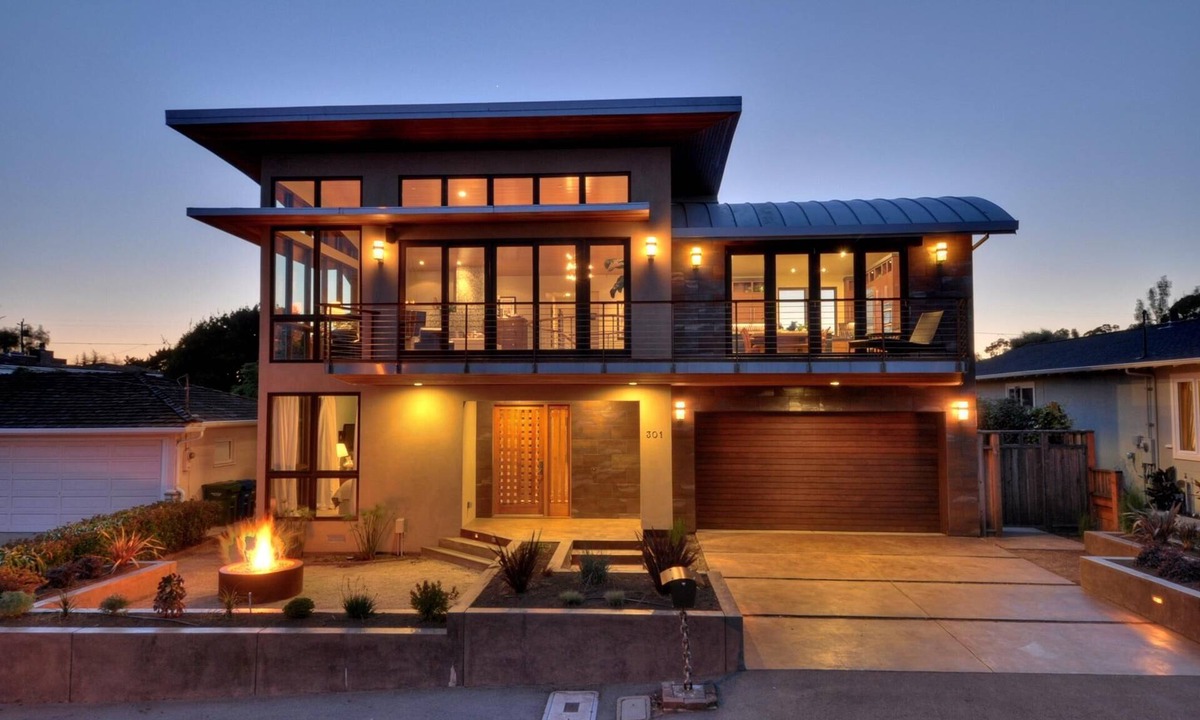 Eastside Santa Cruz House | Luxury Ocean View w/Hot Tub - Walk to Yacht Harbor, Beach & Dining