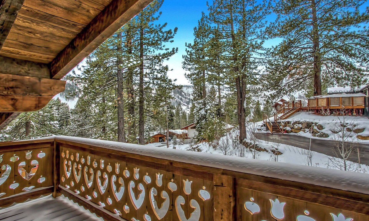 Olympic Valley Ski Chalet | Luxury Petite Chalet with Views, Across From the Lifts