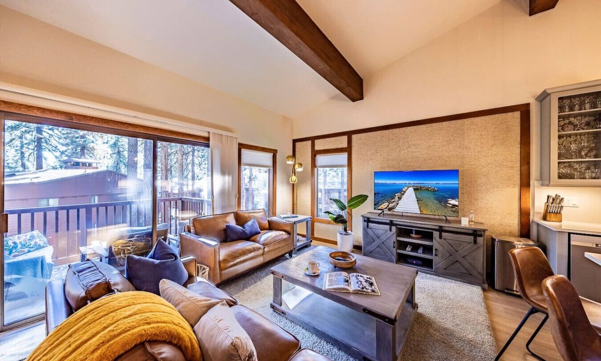 Zephyr Cove Villa | Modern Condo | Private Beach & Decks | Sleeps 8
