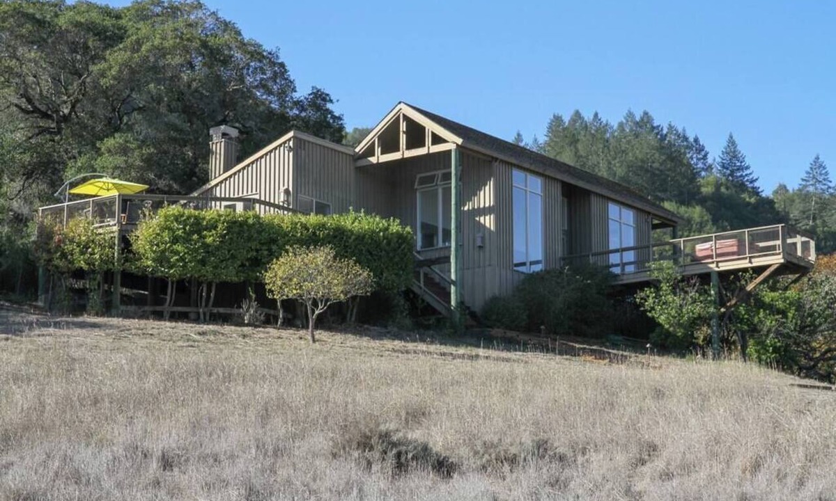 Santa Rosa House | Modern Panoramic Hillside Escape