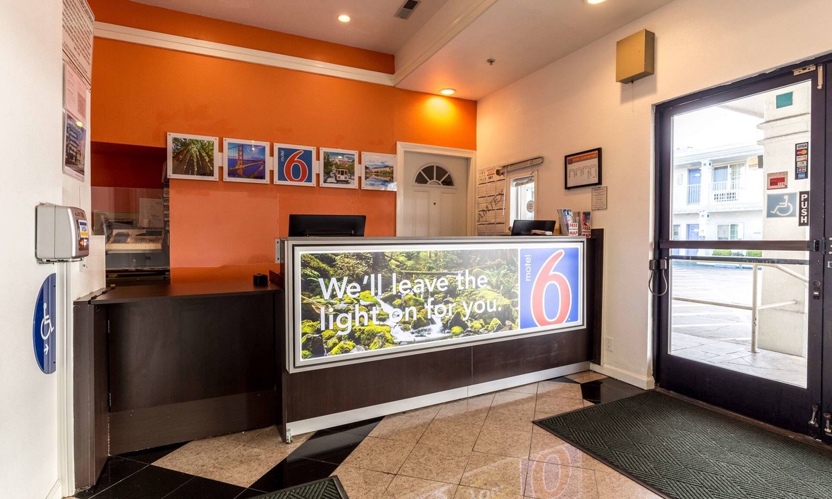 San Rafael Hotel | Motel 6 San Rafael, CA