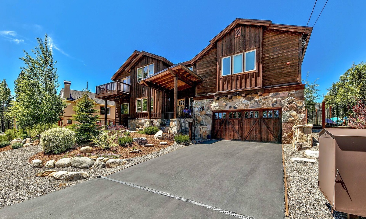 Mountain View Estates House | Mountain Contemporary Home come play in the mountains! 1376 MD