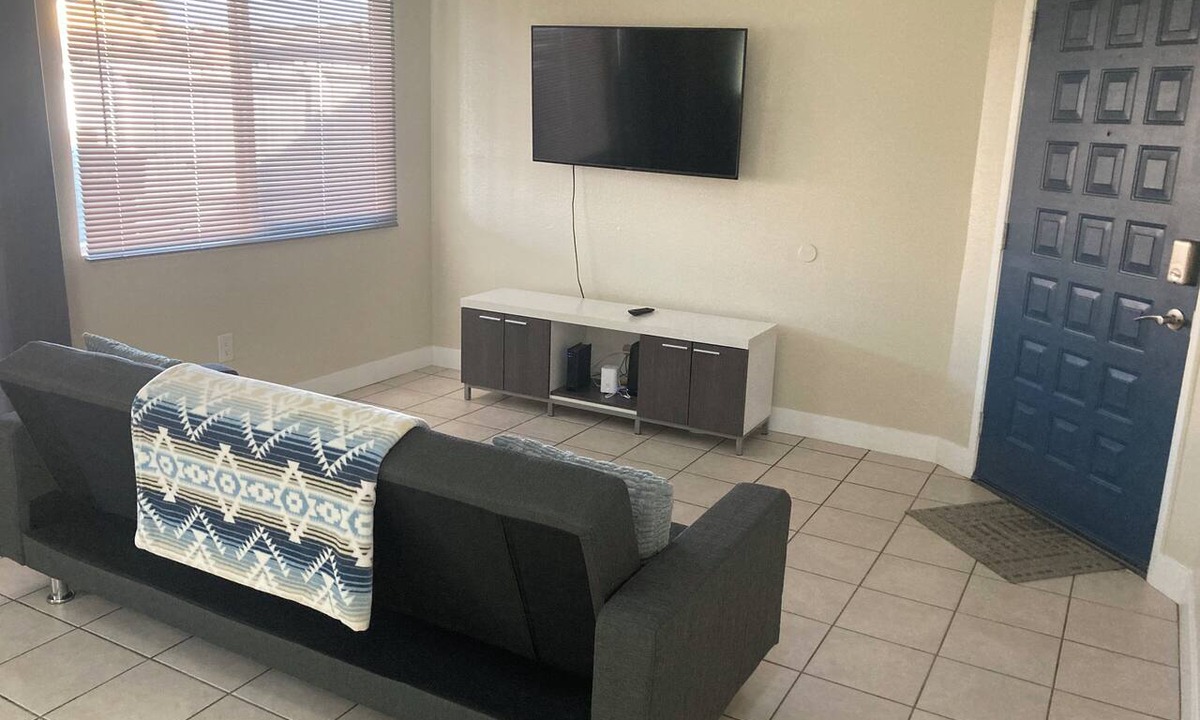 Moreno Valley House | Newly updated, upgraded, and fully furnish beautiful home.