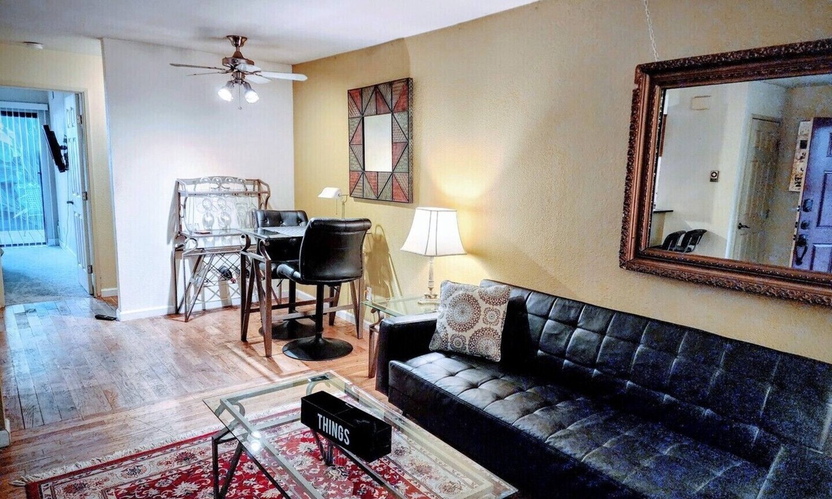 West San Jose Condo | Nice 1-bedroom Condo in Cupertino area - Great Location