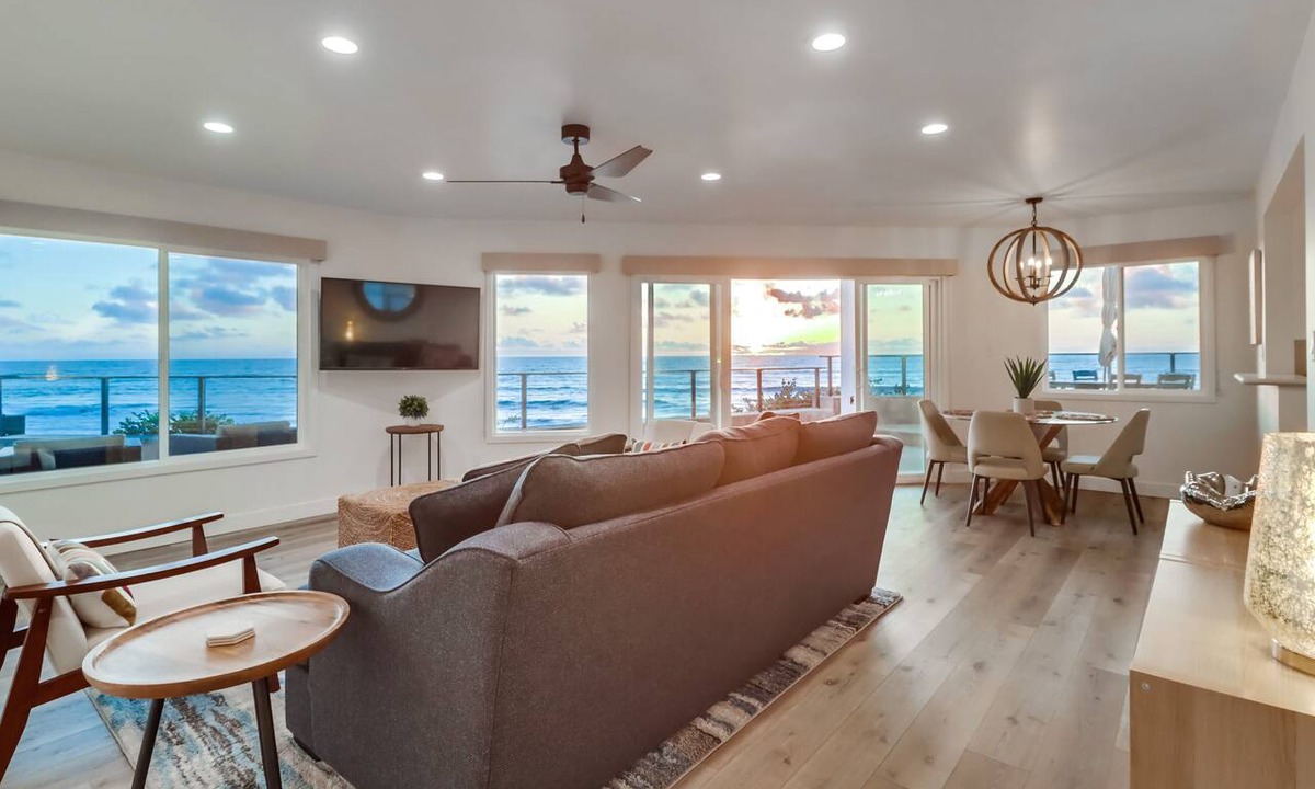 Ocean Beach Condo | Oceanfront Beach Villa With Spectacular Views And Large Private Oceanfront Patio