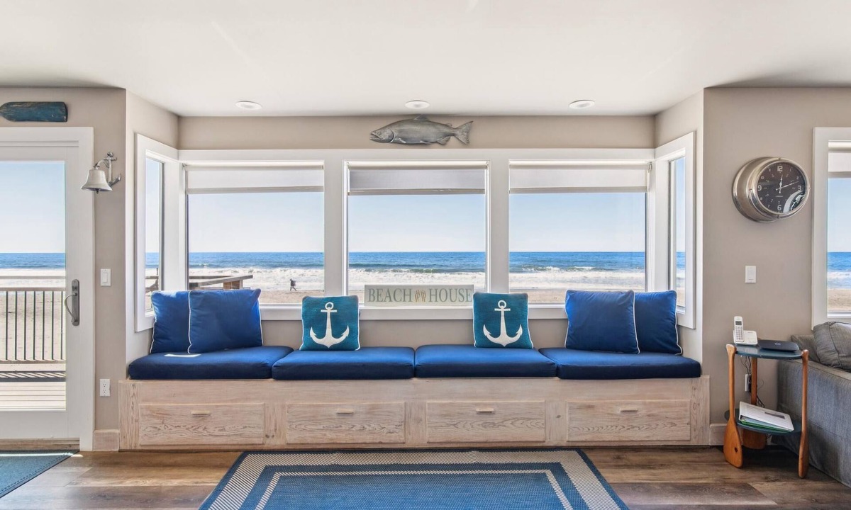 Stinson Beach House | Original Oceanfront Stinson Beach at its Best