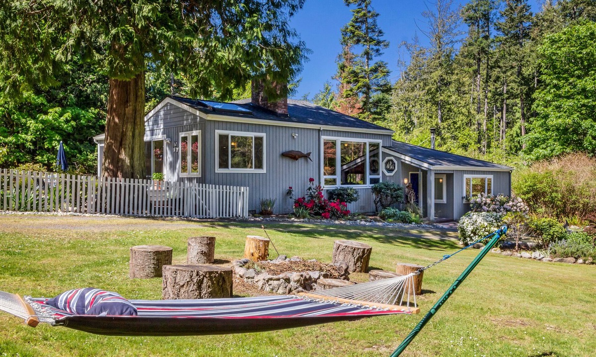 Roche Harbor House | Pet Friendly Lovely Home on the North End! (NBH)
