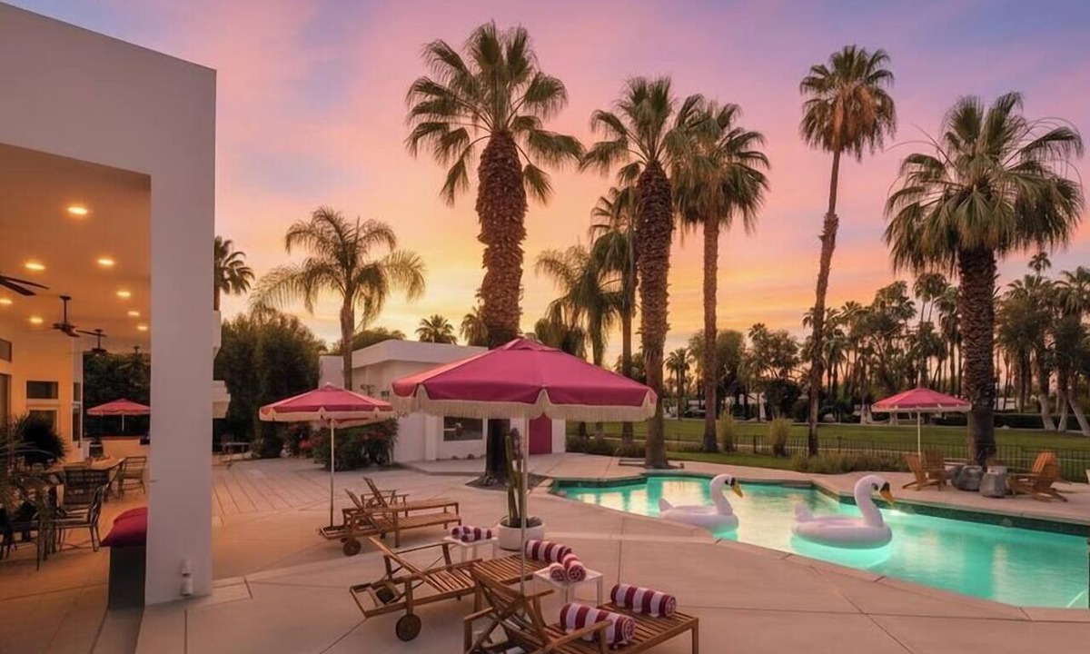Magnesia Falls Cove House | Pool & Spa Estate w/Golf Views & Casita
