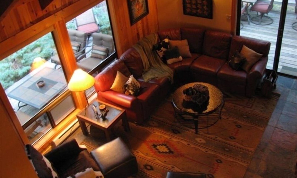 Black Butte Ranch Cabin | Prime August Days Avail! Charming & Updated Black Butte Ranch Fairway Golf Home