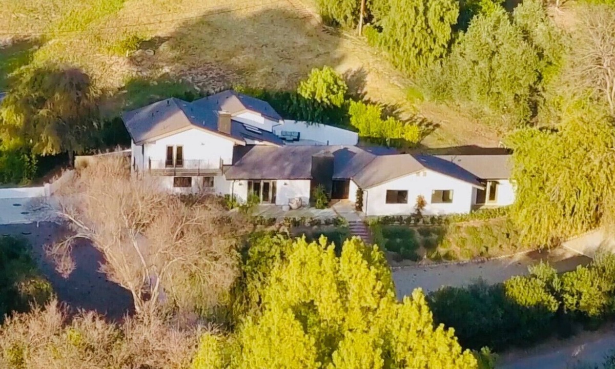 Meiners Oaks House | Private Ojai Hillside Retreat with Pool & Views