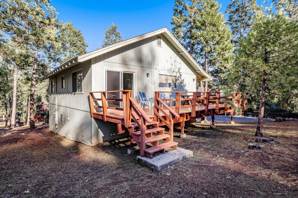 Arnold House | Redwood Escape