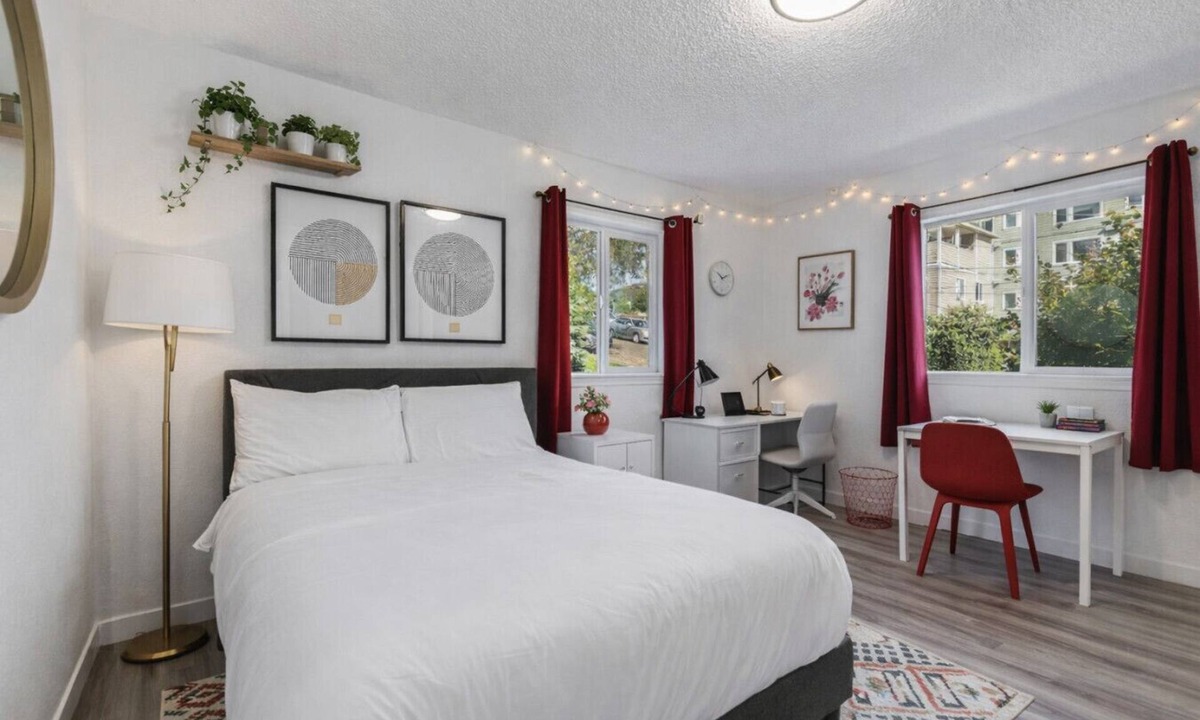 Hilltop Apartment | Remodeled Studio in Heart of DT Tacoma - 5