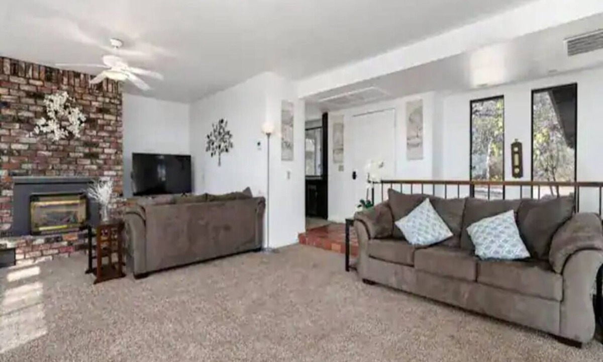 Rough and Ready House | Retreat home away from home