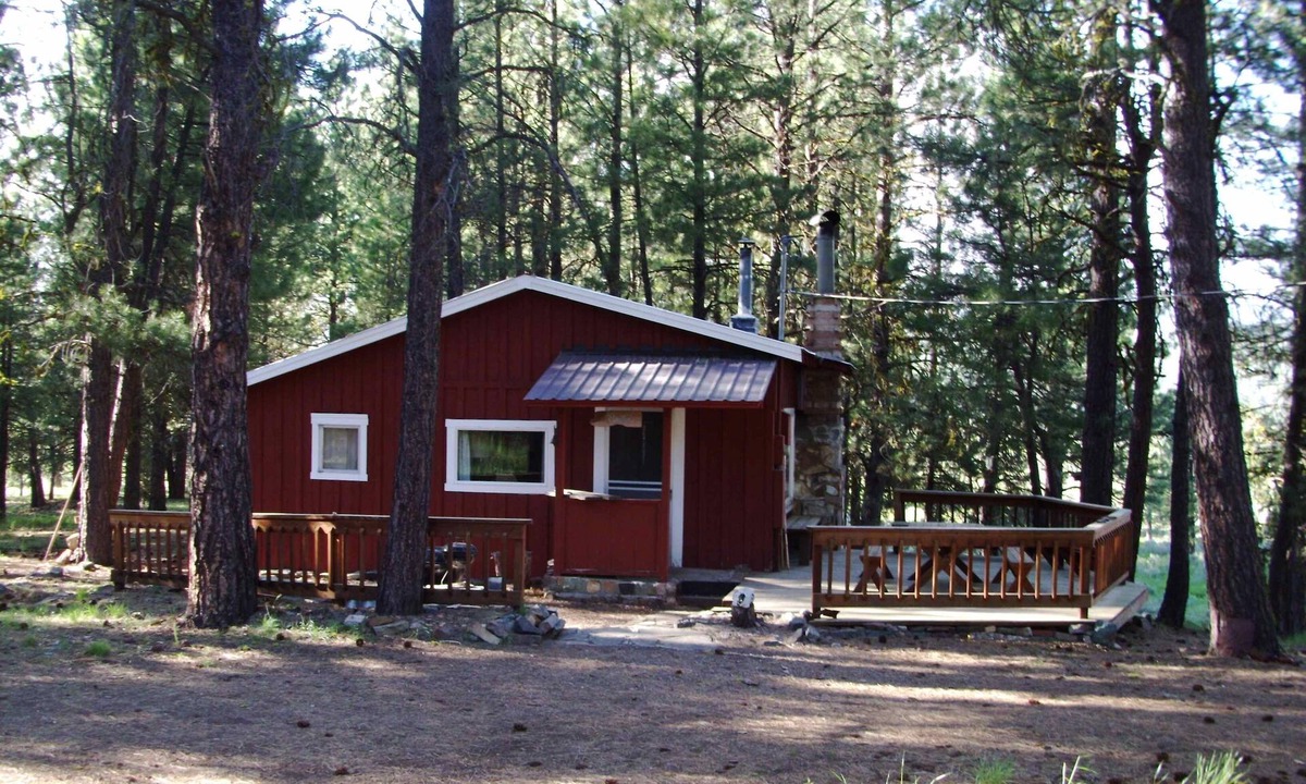 New Pine Creek Cabin | Rustic Cabin- "Whitetail"
