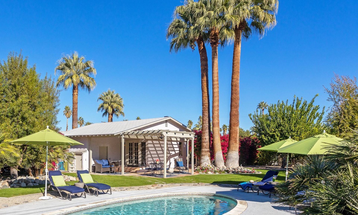 Palm Springs House | Ruth Hardy Park Oasis – Walkable PS Escape