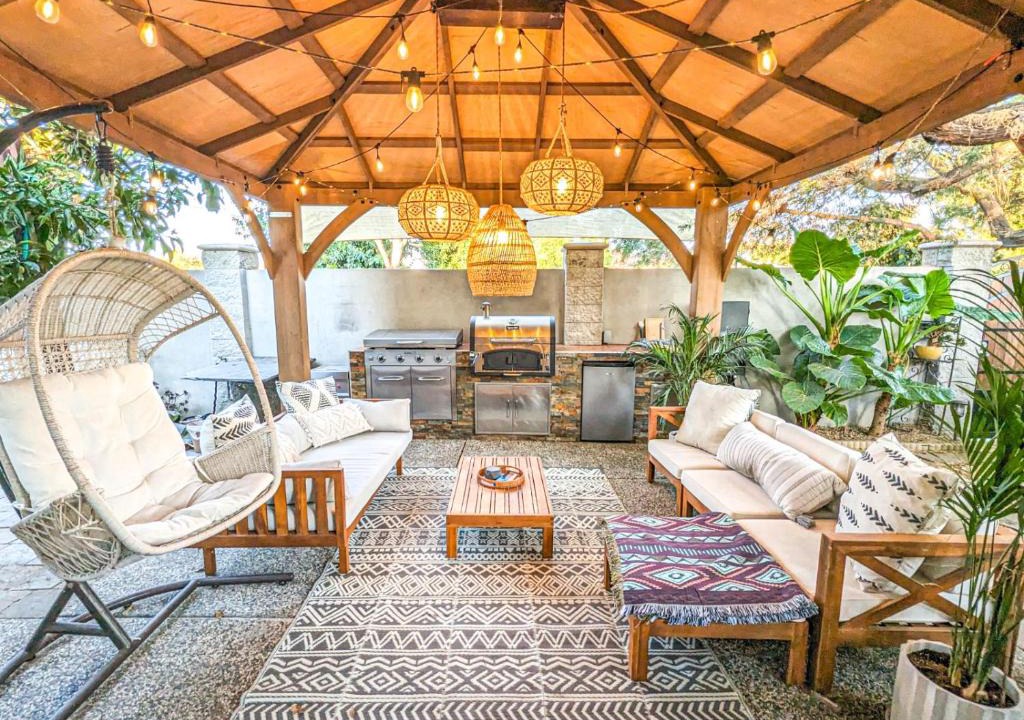 East San Jose House | San Jose Studio Near PayPal Park EV & BBQ
