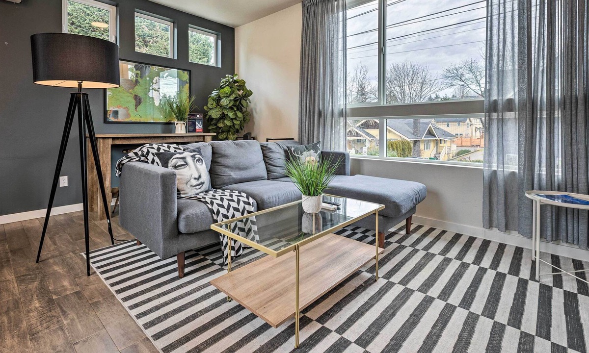 Mann House | Seattle Vacation Rental ~ 2 Mi to Downtown