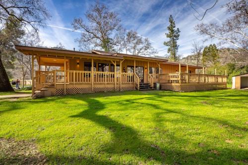 Kaweah House | Serene Riverfront Home - Hot Tub + Private Walkway to the River