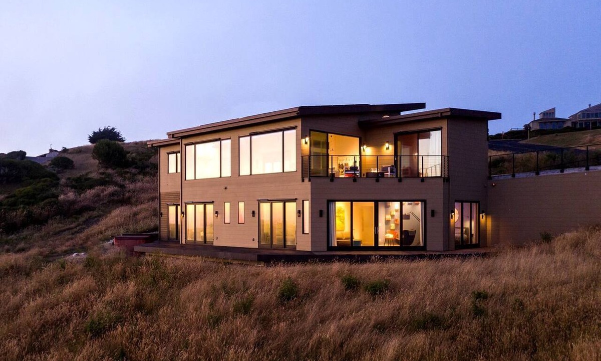 Dillon Beach House | Sky House Boutique Seaside Retreat With Cinema Near Dillon Beach