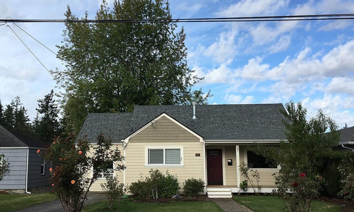 Mount Vernon House | Small Town Charm, Big City Amenities and Skagit Valley Farm-to-Table Appeal