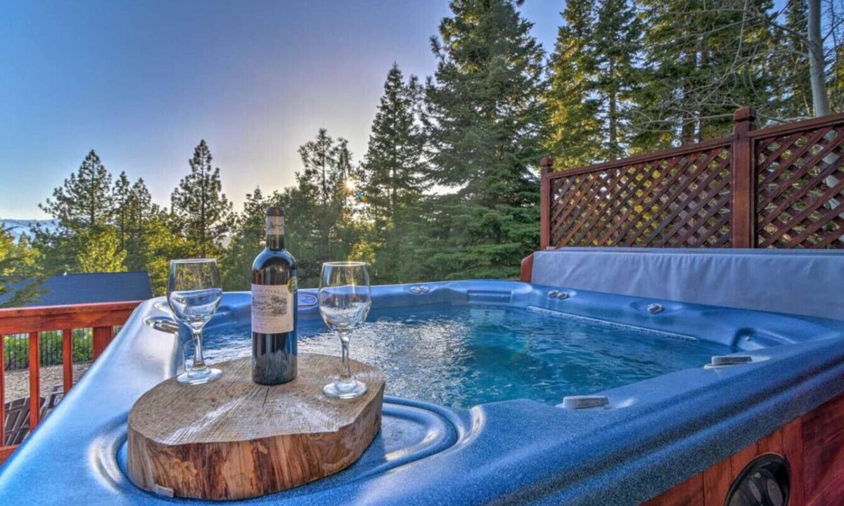 Montgomery Estates House | South Tahoe Grandma’s Family Home Hot Tub & Views