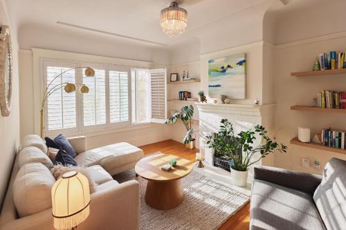 Potrero Hill Apartment | Spacious 3BR Potrero Hill Home Free Parking Minutes to Moscone & Caltrain for Super Bowl