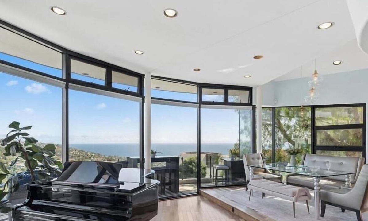 Mystic Hills House | Spacious 4-bedroom house in peaceful Laguna Beach with AC