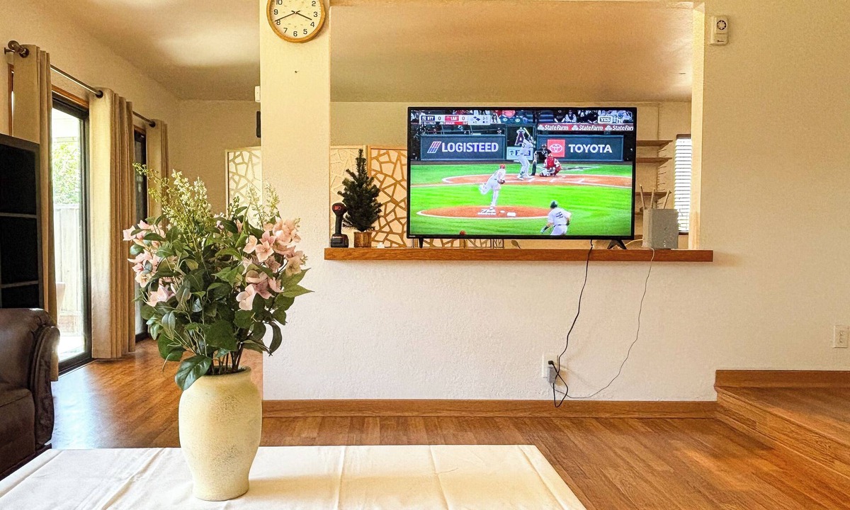 Capewood House | Spacious 5BR San Jose Home w/Fast WiFi & Near Tech HQs
