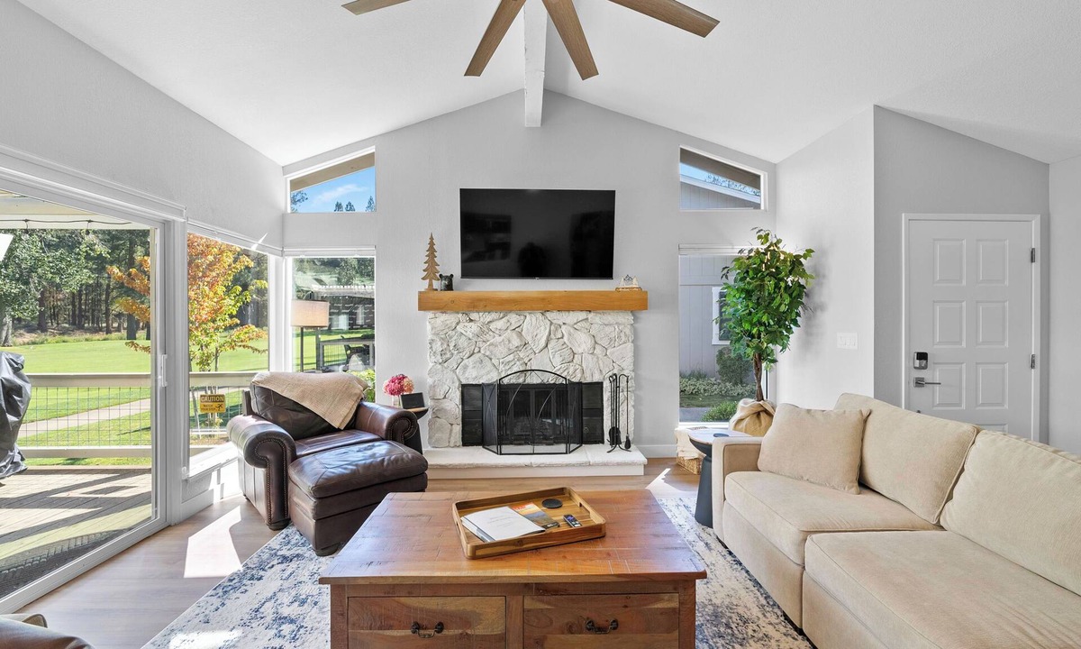 Plumas Eureka Estates House | Spacious Fairway Escape | Views, WiFi, EV Plug