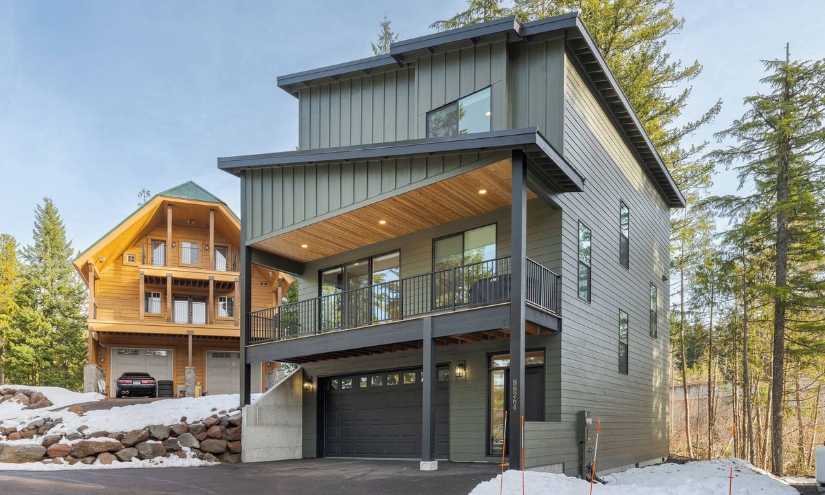 Government Camp Cabin | Spacious family Retreat 4Br/4.5 bathrooms, private hot-tub in Government Camp