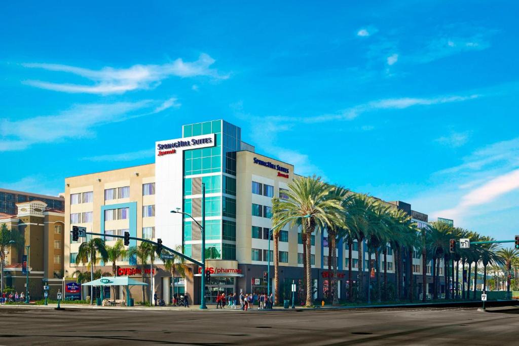 Anaheim Resort Hotel | SpringHill Suites by Marriott at Anaheim Resort Area/Convention Center