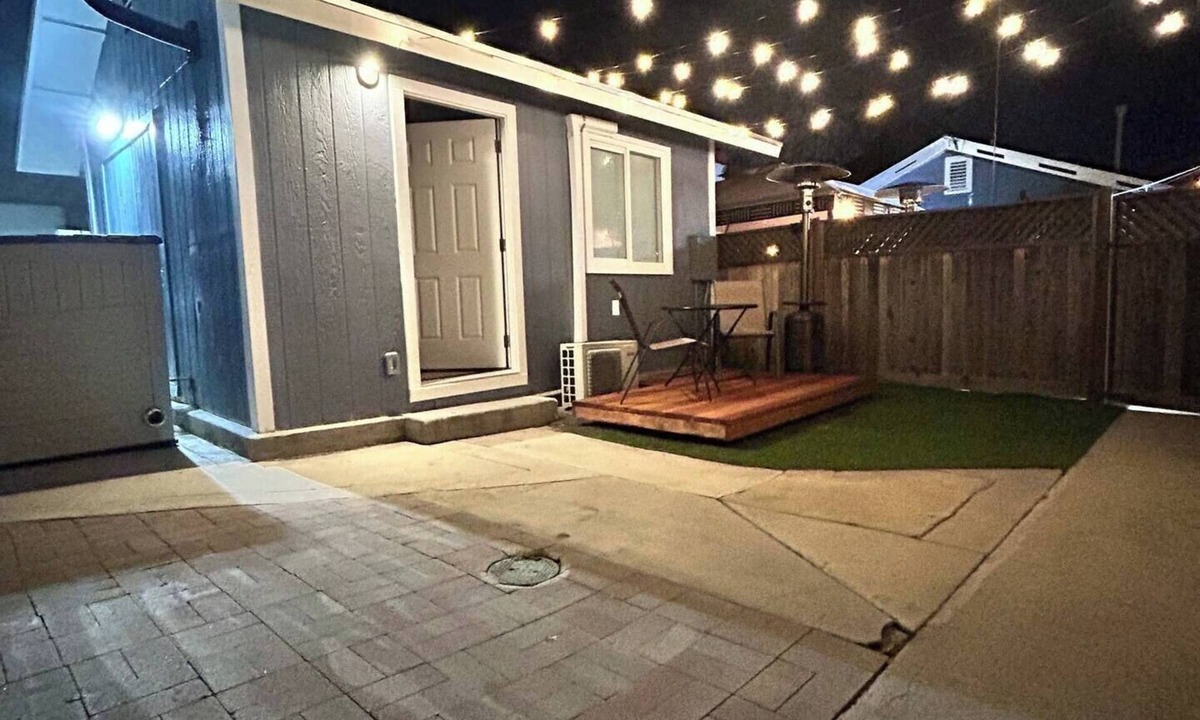 City Heights Apartment | Studio 37- Modern Detached Studio in Central San Diego w/free on-site parking!