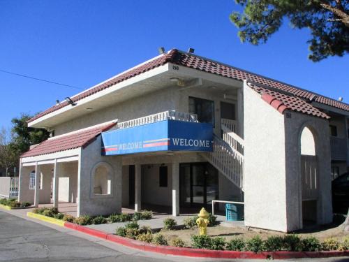 Barstow Hotel | Studio 6-Barstow, CA