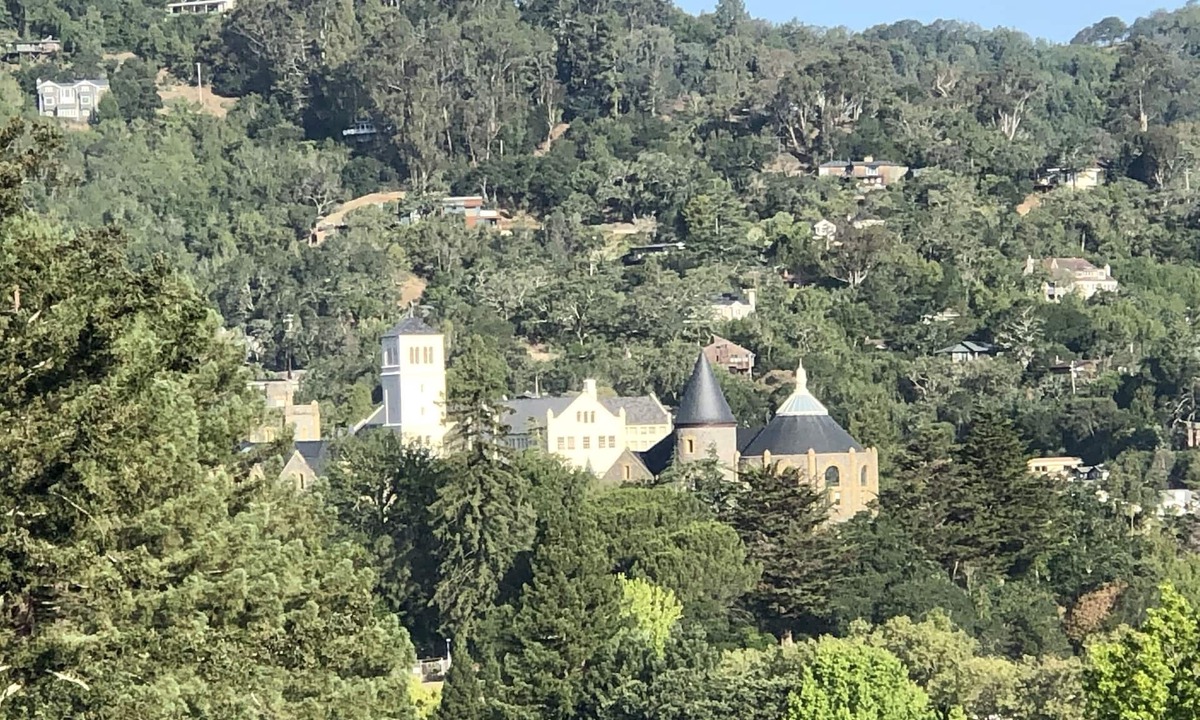 San Anselmo House | Sunny ROSS 4 bedroom, Views, Private, Heated Pool, Hot Tub, Quiet & Walkable