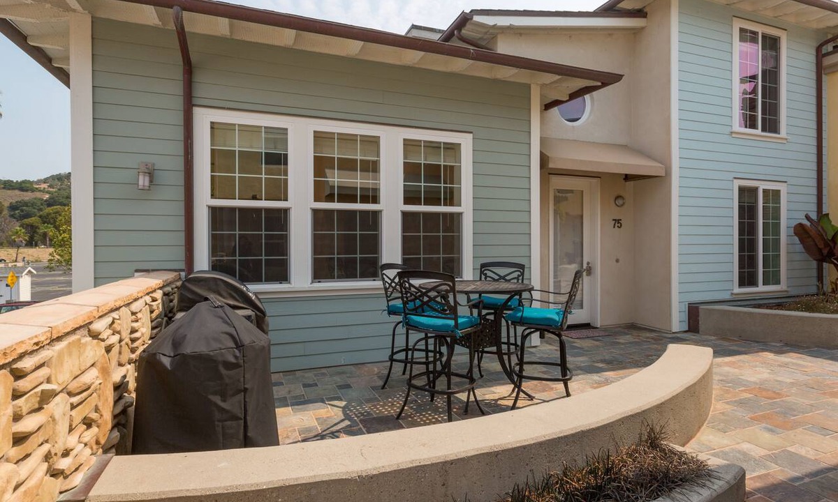 Avila Beach Condo | Surf In Surf Out a large condo, steps to beach and parking, Family Fav