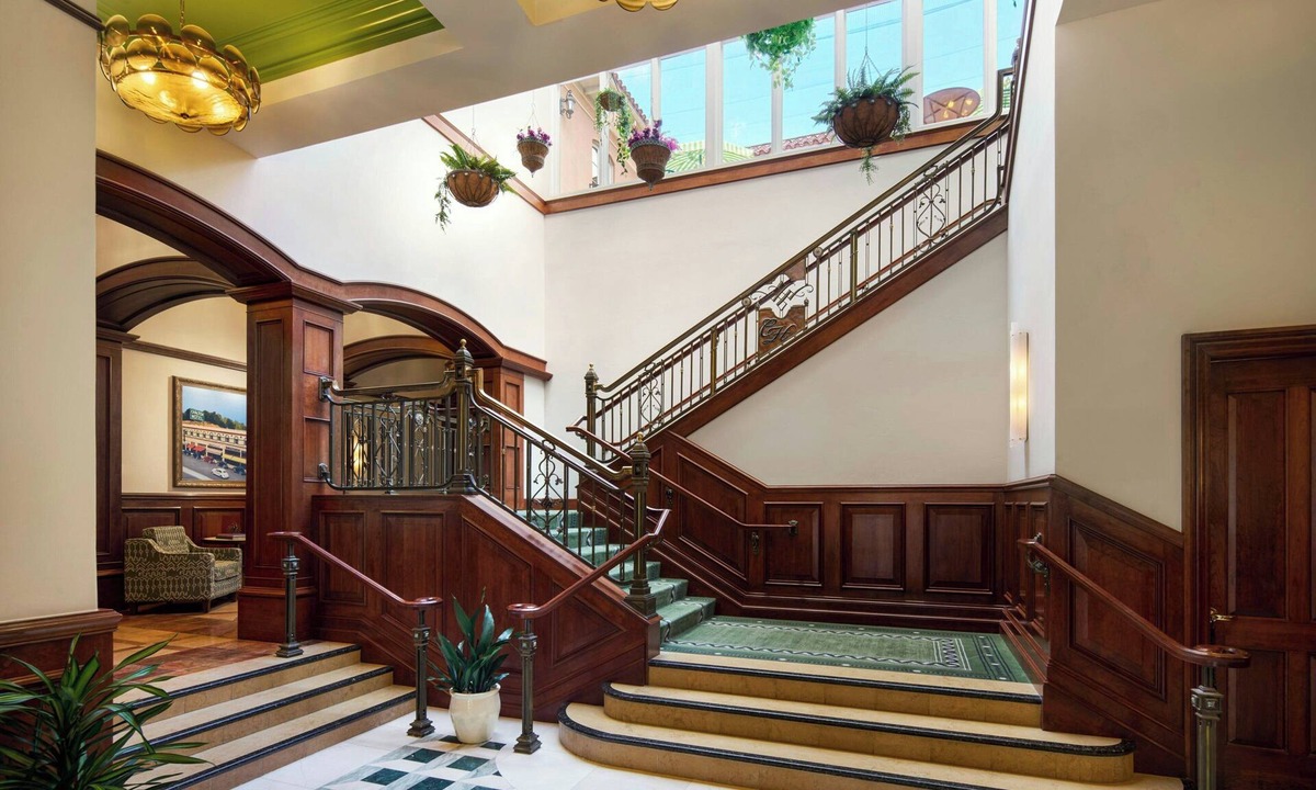 Atascadero Hotel | The Carlton Hotel, Atascadero – Paso Robles, a Tribute Portfolio Hotel