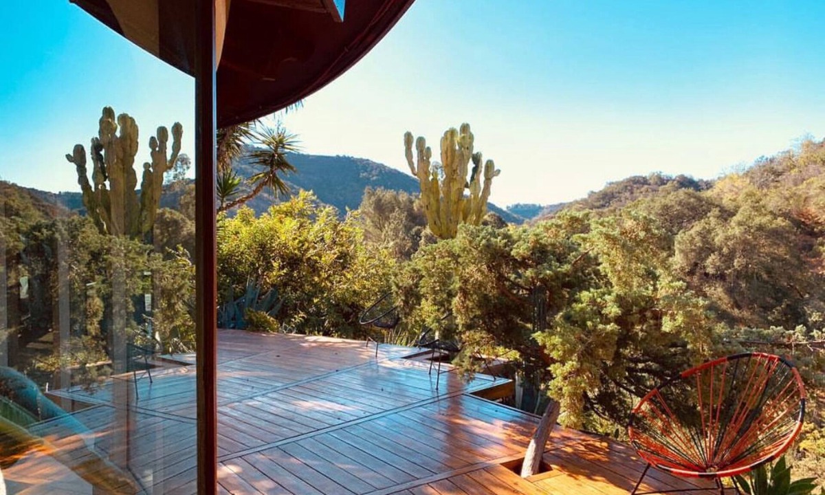 Beverly Glen Villa | The Lillypad: A Unique Picturesque Treehouse in the Mountains of Beverly Hills