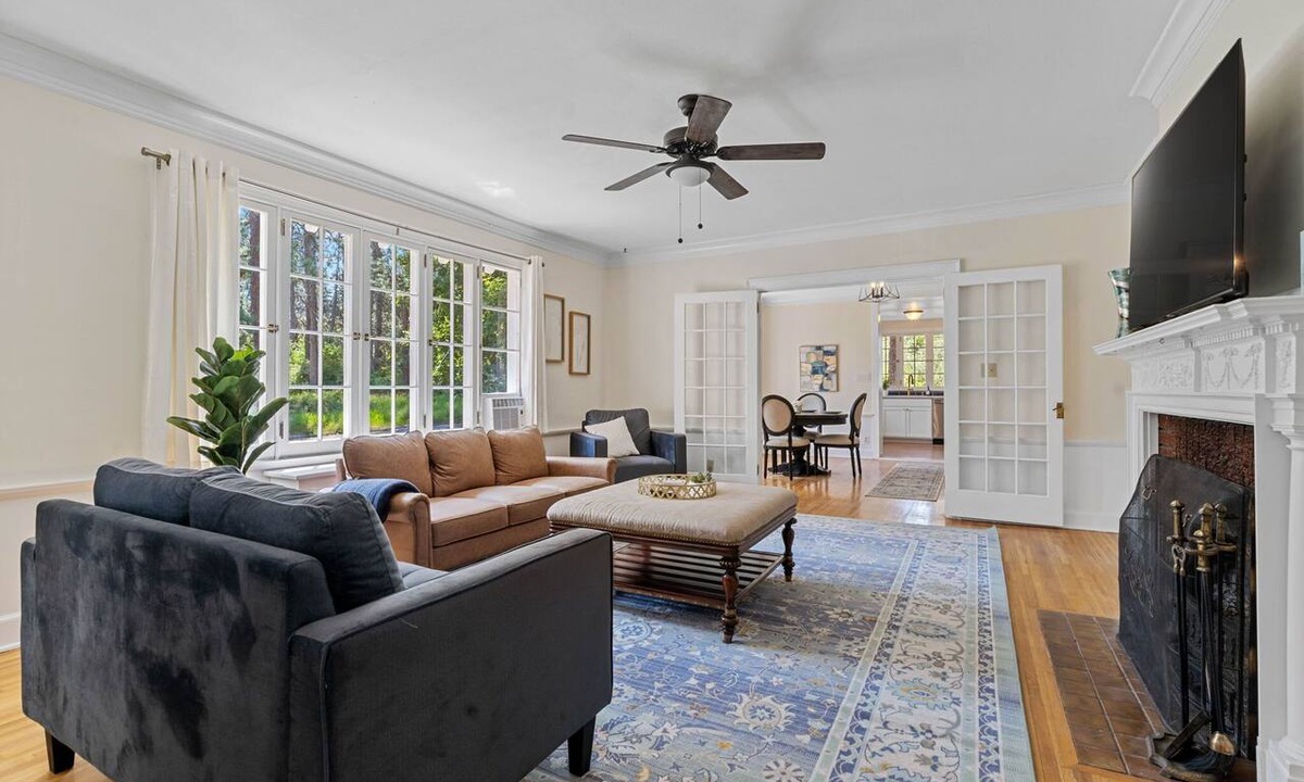 Manito Apartment | The Lorraine on Manito Park