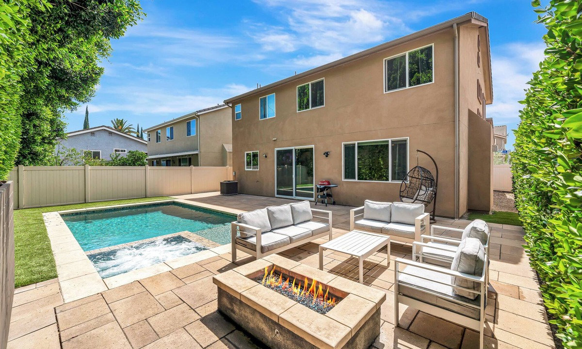 Winnetka House | The Stagg Lane Retreat