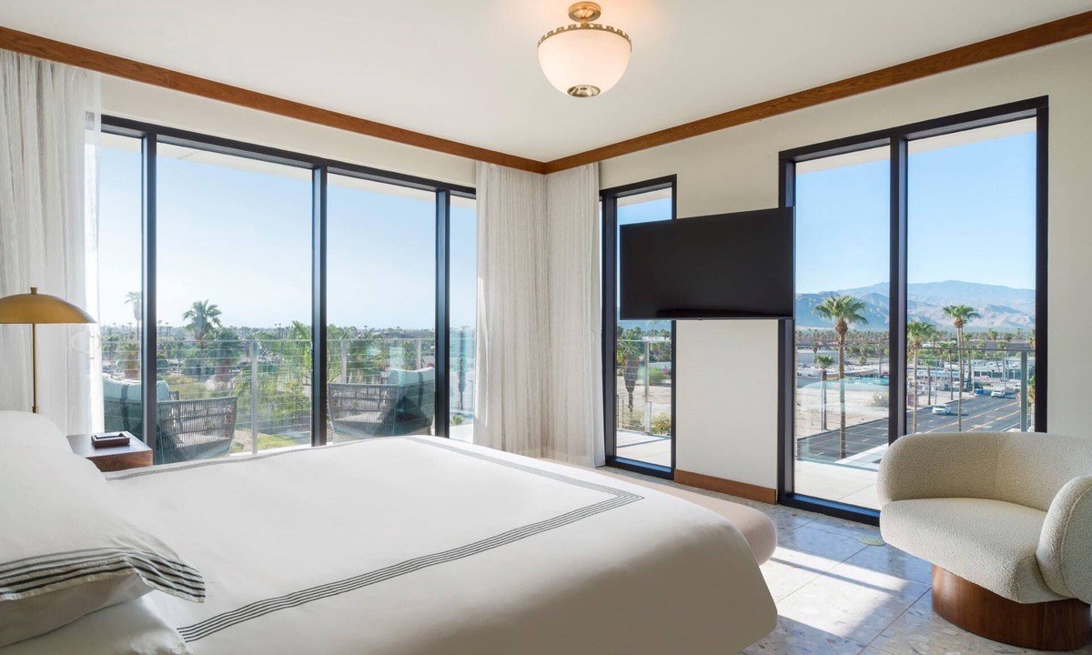 Downtown Palm Springs Hotel | Thompson Palm Springs, by Hyatt