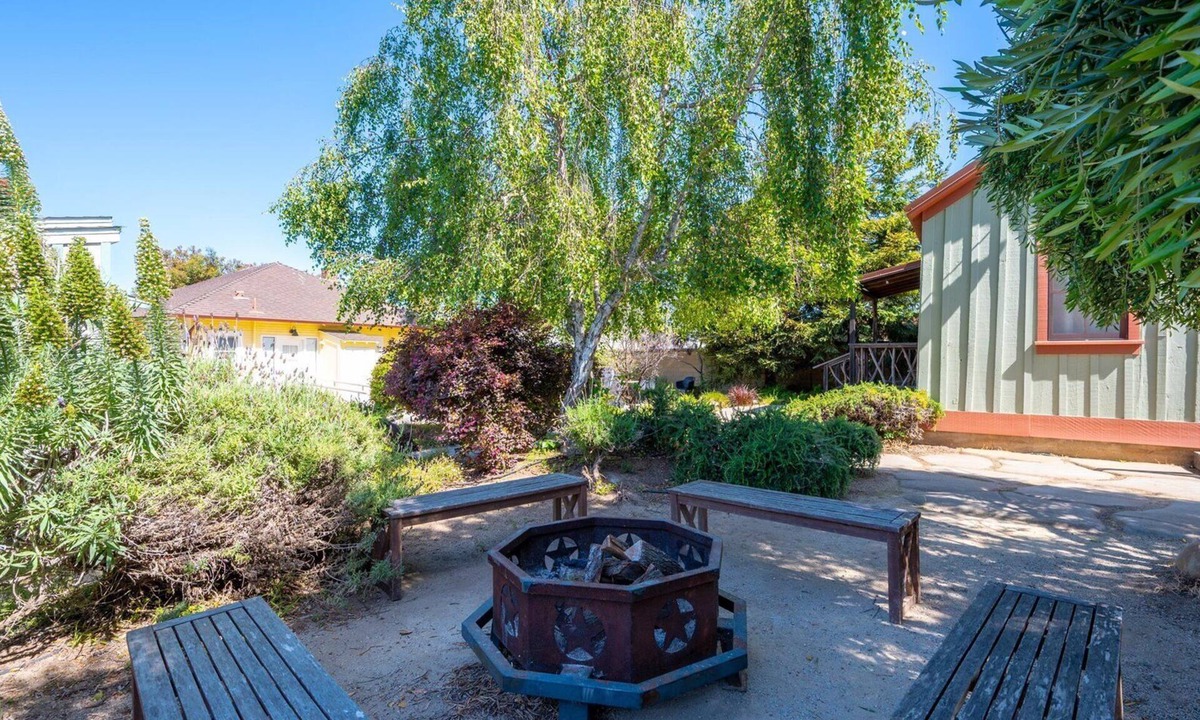 Morro Bay House | Three Historic Cottages, One Perfect Stay in the Heart of Morro Bay