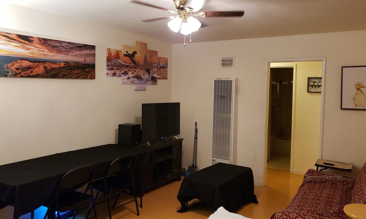 Willow Glen House | Valley Med SJ City College SAP Convention center 3bd 1ba