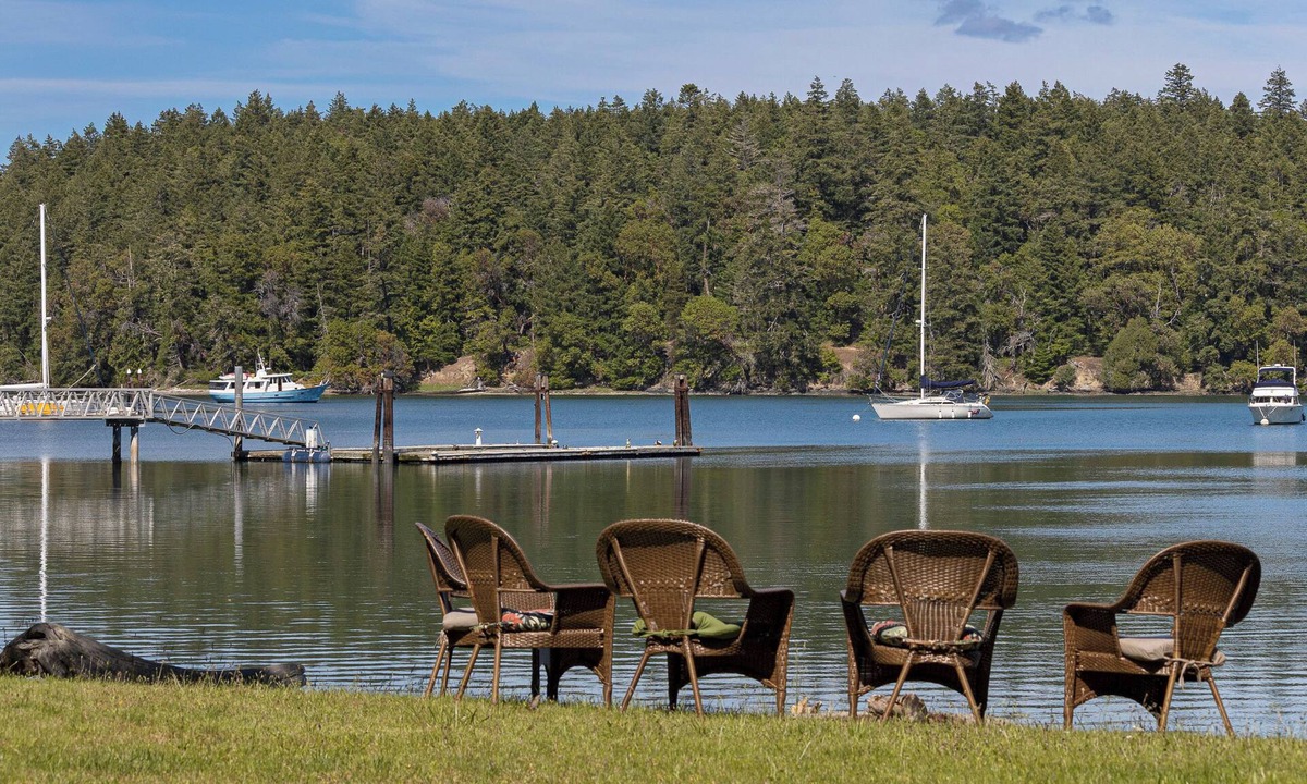 Friday Harbor House | Waterfront on protected Garrison Bay! View wildlife, enjoy the gourmet kitchen!
