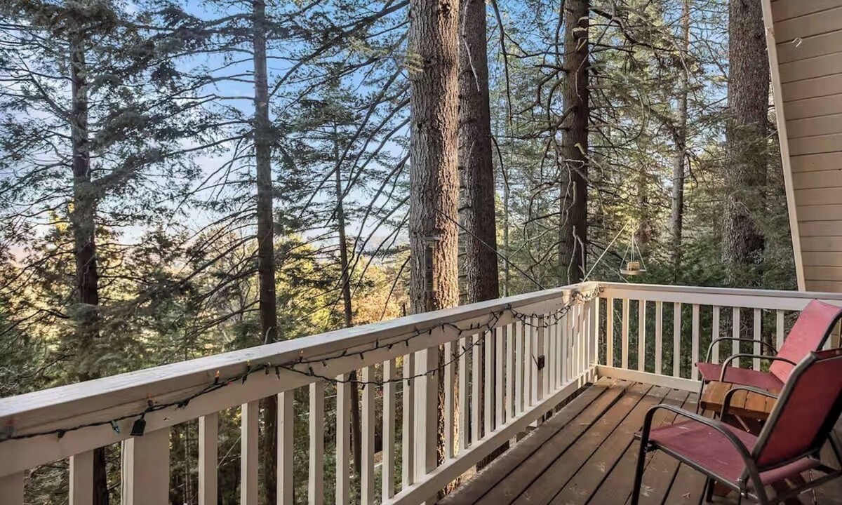 Crestline Cabin | Whispering Pines Lake & Mountain A-Frame Cabin