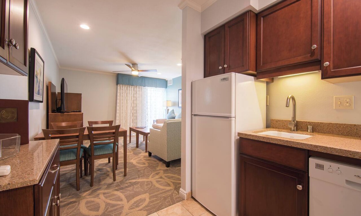 Solana Beach Apartment | Winners Circle Solana Beach Del Mar Resort